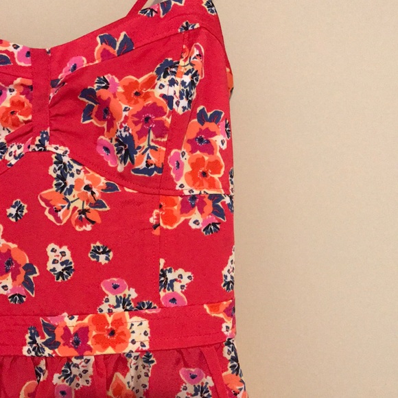 Summer dress - Picture 4 of 5